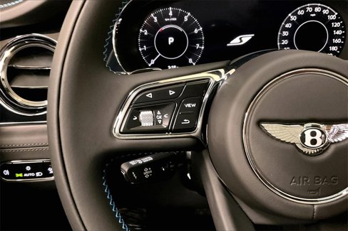 New 2024 Bentley Bentayga image 22