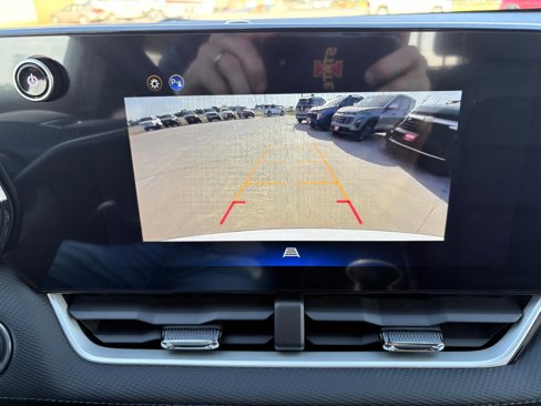 New 2026 Chevrolet Equinox LT w/ Convenience Package II image 22