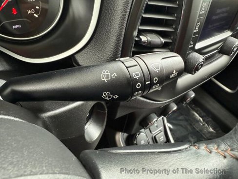Used 2017 Jeep Compass Latitude w/ Cold Weather Group image 29
