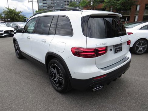 Certified 2024 Mercedes-Benz GLB 250 4MATIC image 2