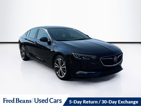 Used 2019 Buick Regal Essence w/ Driver Confidence Package I image 1
