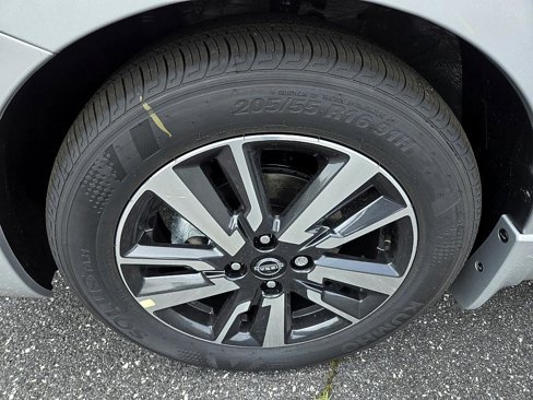 New 2025 Nissan Versa S image 12
