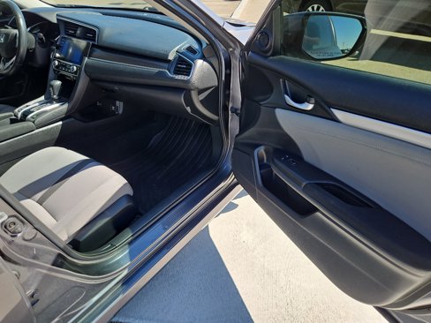 Used 2019 Honda Civic EX image 13