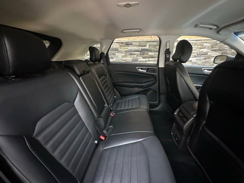 Used 2017 Ford Edge SEL w/ Equipment Group 201A image 30