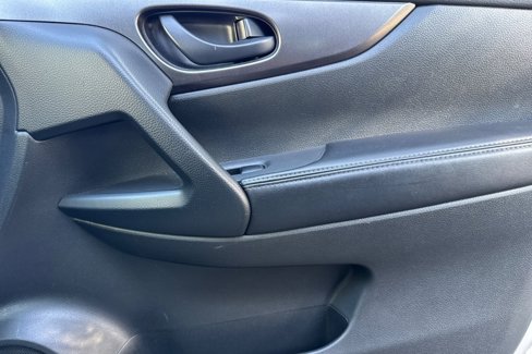 Certified 2022 Nissan Rogue Sport S image 20