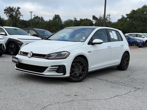 Used 2018 Volkswagen GTI SE image 3