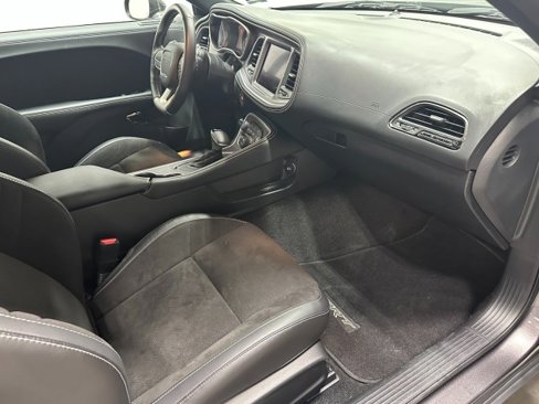Used 2022 Dodge Challenger SRT Hellcat image 40