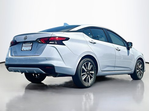 New 2025 Nissan Versa SV image 2
