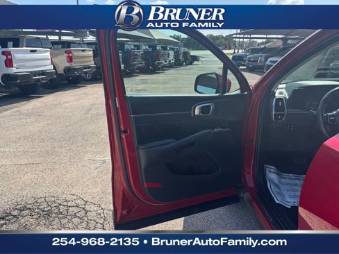 Used 2022 Kia Sorento SX w/ Panoramic Sunroof Package image 11