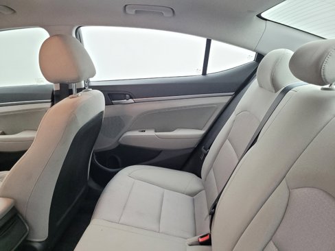 Used 2018 Hyundai Elantra SEL image 18