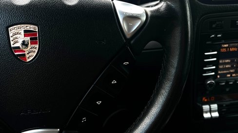 Used 2010 Porsche Cayenne image 32