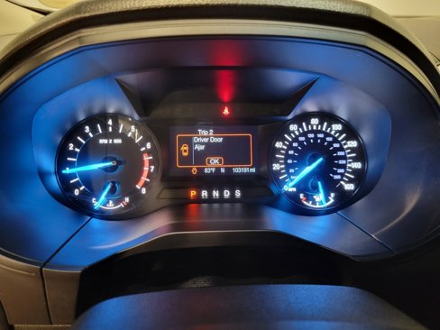 Used 2017 Ford Edge SE image 12
