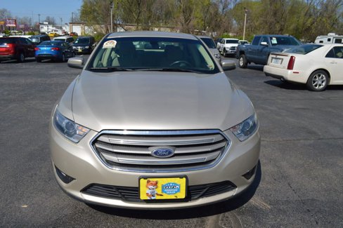 Used 2018 Ford Taurus SEL w/ Equipment Group 201A image 12