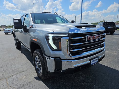 New 2025 GMC Sierra 2500 SLE image 10