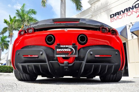 Used 2023 Ferrari SF90 Spider image 40