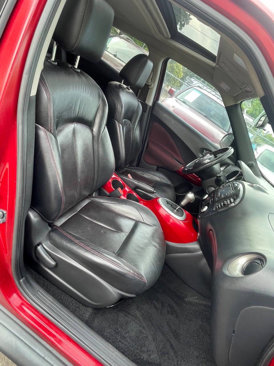 Used 2011 Nissan Juke SL image 23