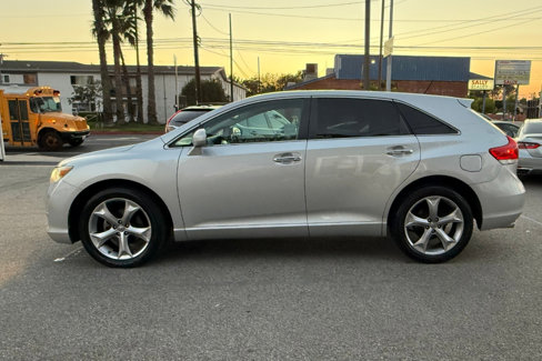 Used 2012 Toyota Venza LE image 8