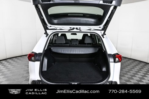 Used 2022 Toyota RAV4 XLE image 30
