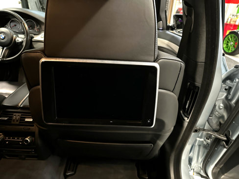 Used 2016 BMW M5 image 22