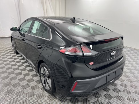 Used 2020 Hyundai Ioniq SEL image 6