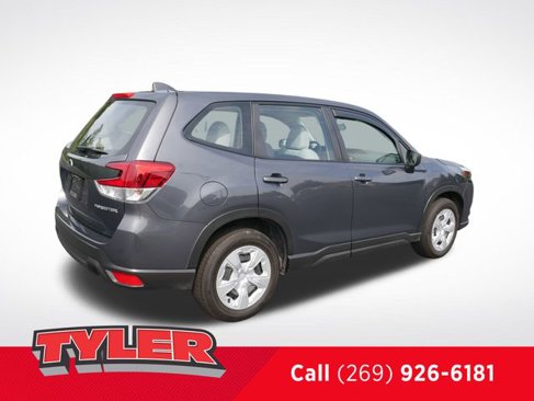 Used 2023 Subaru Forester image 8