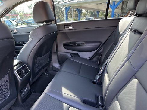 Used 2020 Kia Sportage EX image 30