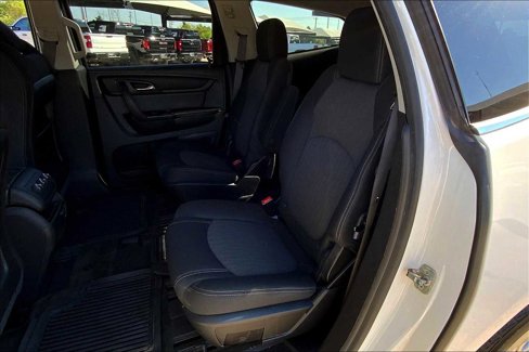Used 2013 Chevrolet Traverse LT image 18