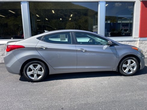 Used 2013 Hyundai Elantra GLS w/ Preferred Pkg image 4