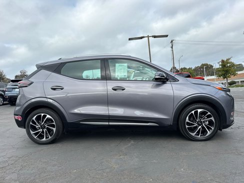 Used 2023 Chevrolet Bolt EUV Premier w/ Sun & Sound Package image 7
