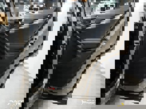 Used 2014 Volkswagen Tiguan SEL image 13