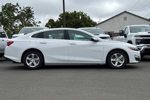 Used 2023 Chevrolet Malibu LT image 27