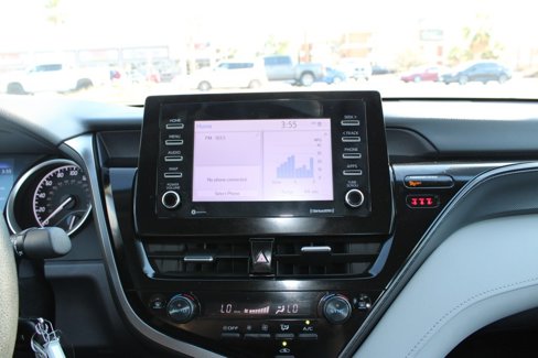 Used 2024 Toyota Camry LE image 20