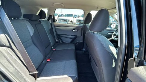 Used 2023 Nissan Rogue SV image 13