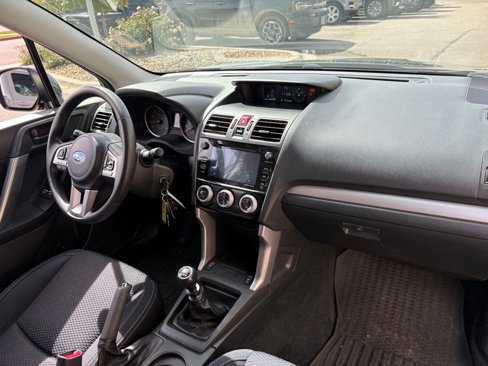 Used 2017 Subaru Forester 2.5i Premium image 25
