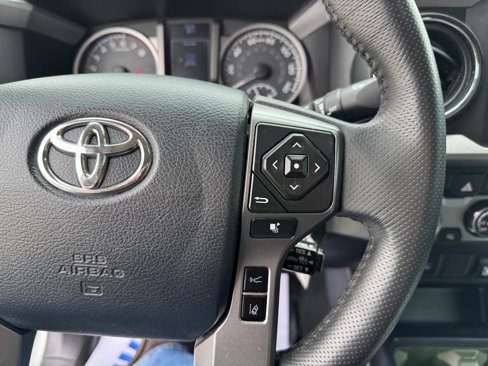 Used 2019 Toyota Tacoma SR image 20