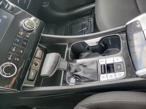 Used 2022 Hyundai Tucson SE image 18