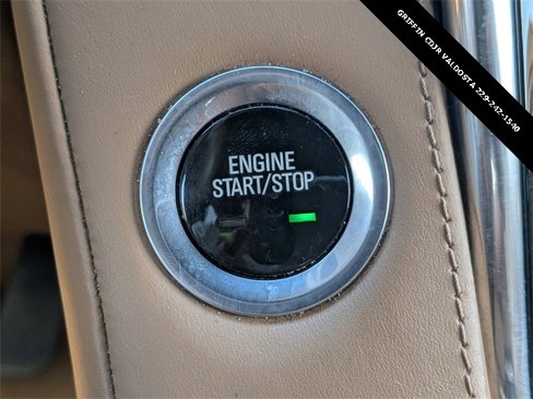 Used 2017 Cadillac Escalade Platinum image 34