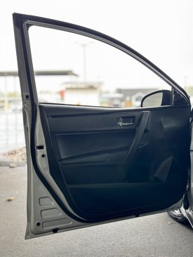 Used 2017 Toyota Corolla SE image 21