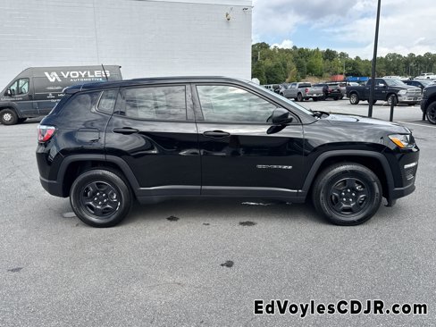 Used 2018 Jeep Compass Sport image 9