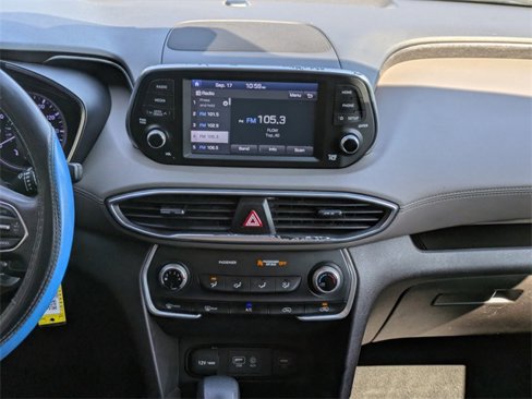 Used 2020 Hyundai Santa Fe SE image 19