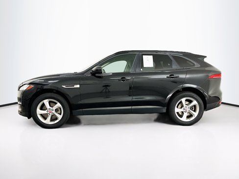 Used 2017 Jaguar F-PACE Premium image 4
