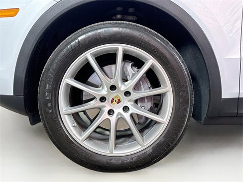 Certified 2019 Porsche Cayenne image 25
