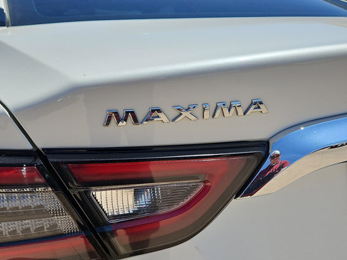 Used 2023 Nissan Maxima SV w/ Floor Mat Group image 19