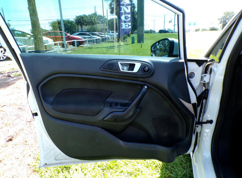 Used 2014 Ford Fiesta SE w/ Equipment Group 201A image 29