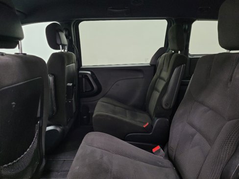 Used 2015 Dodge Grand Caravan SE w/ Quick Order Package 29E SE image 18