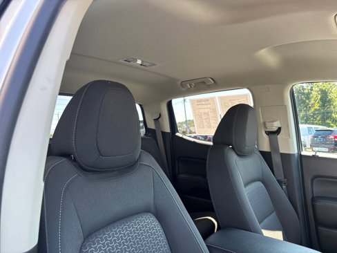 Used 2018 GMC Canyon SLE w/ SLE Convenience Package image 42