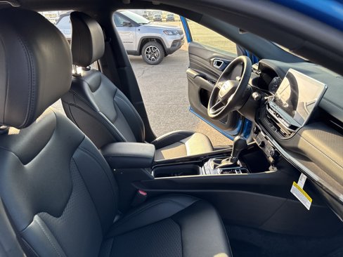 New 2025 Jeep Compass Latitude w/ Convenience Group image 24