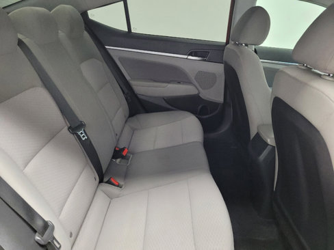 Used 2020 Hyundai Elantra SEL image 19