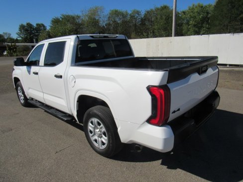 Used 2023 Toyota Tundra SR image 3