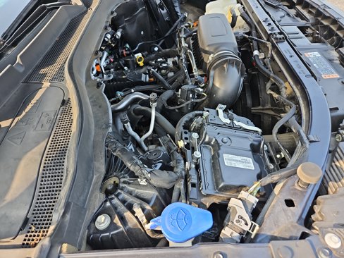 Certified 2022 Ford Explorer XLT w/ Equipment Group 202A image 33